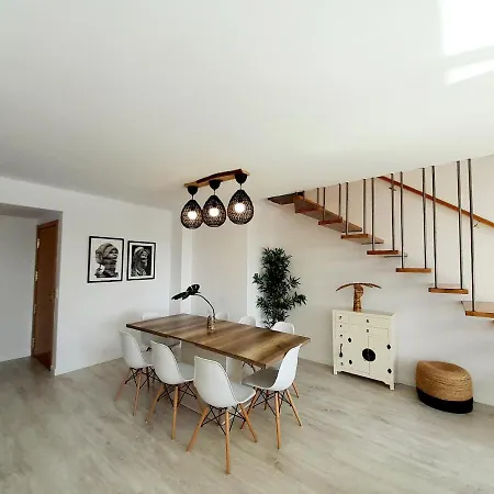 Impressive Duplex Lägenhet